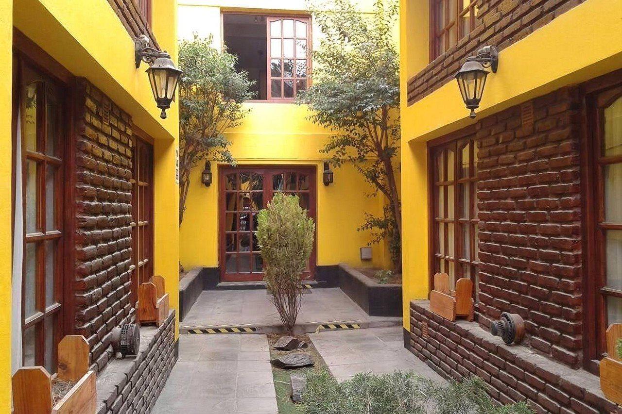 Apart Hotel Libertador El Calafate Exterior foto